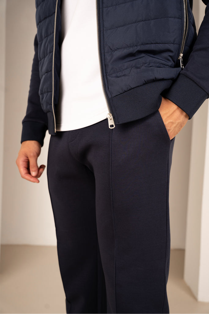 Pintuck Interlock Jogger - Navy