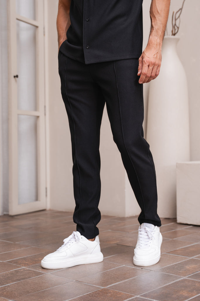 Pleated Slim Fit Trouser - Black
