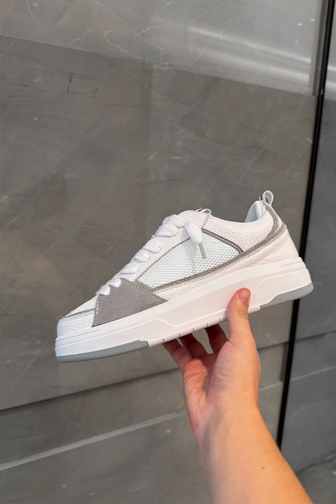 Court Trainers - White