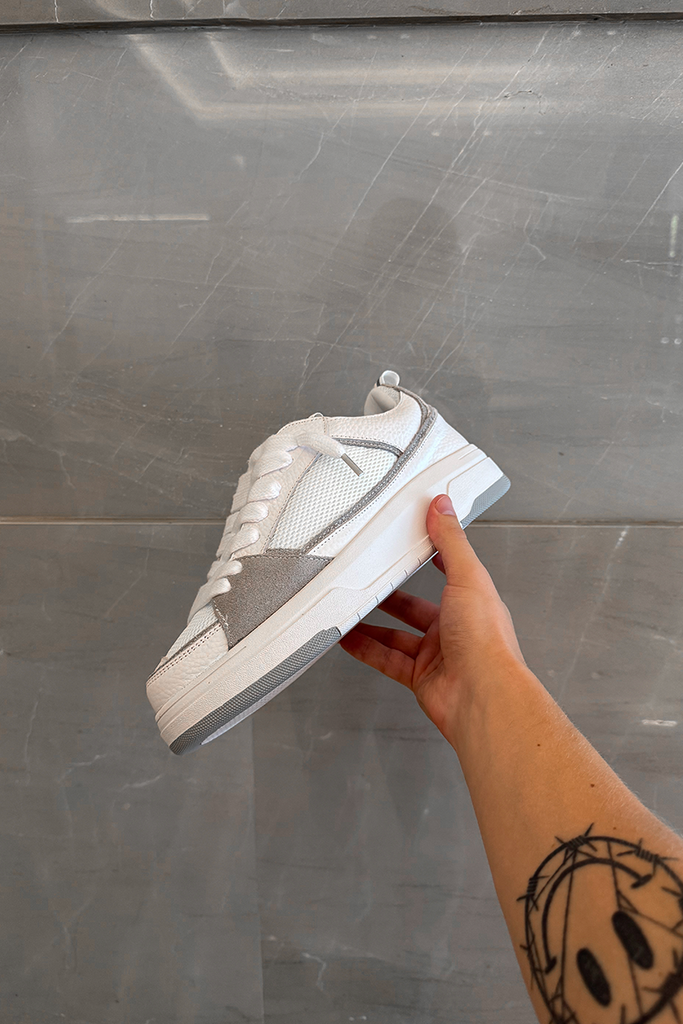 Court Trainers - White