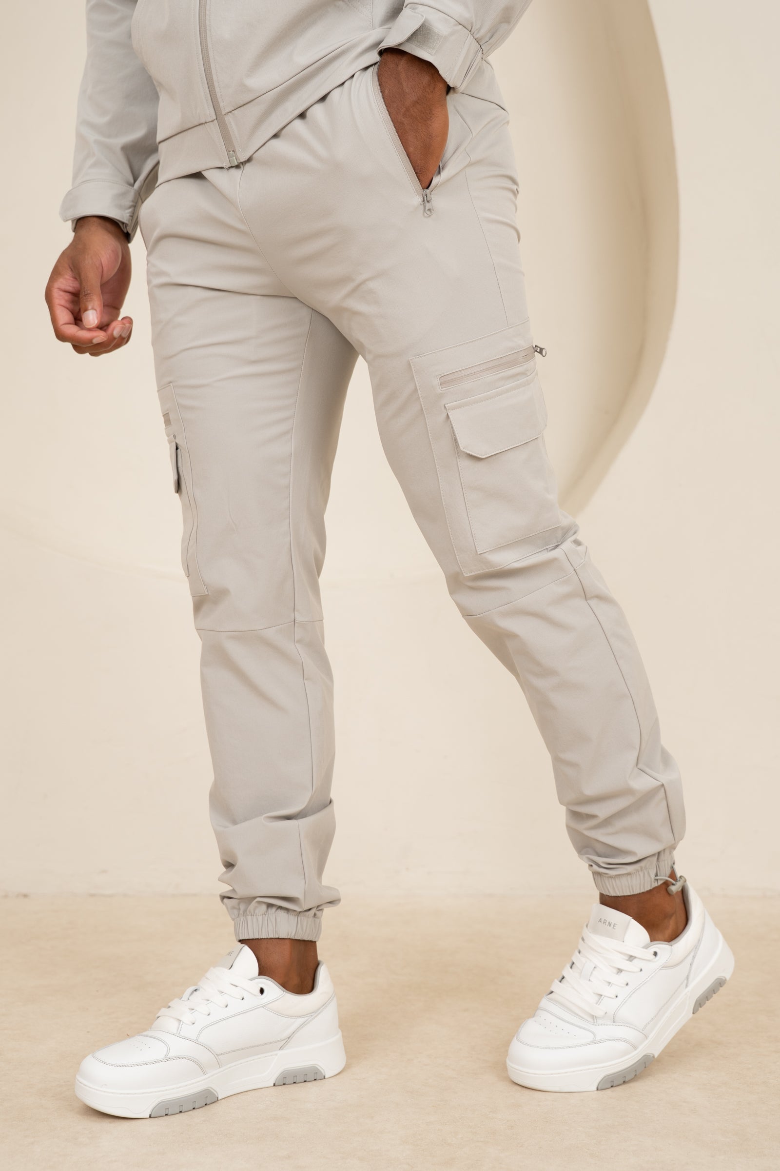 Brushed Tech Pant - Grey