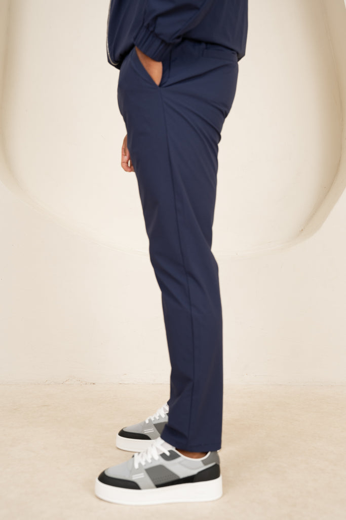 Contrast Lined Technical Pant - Navy