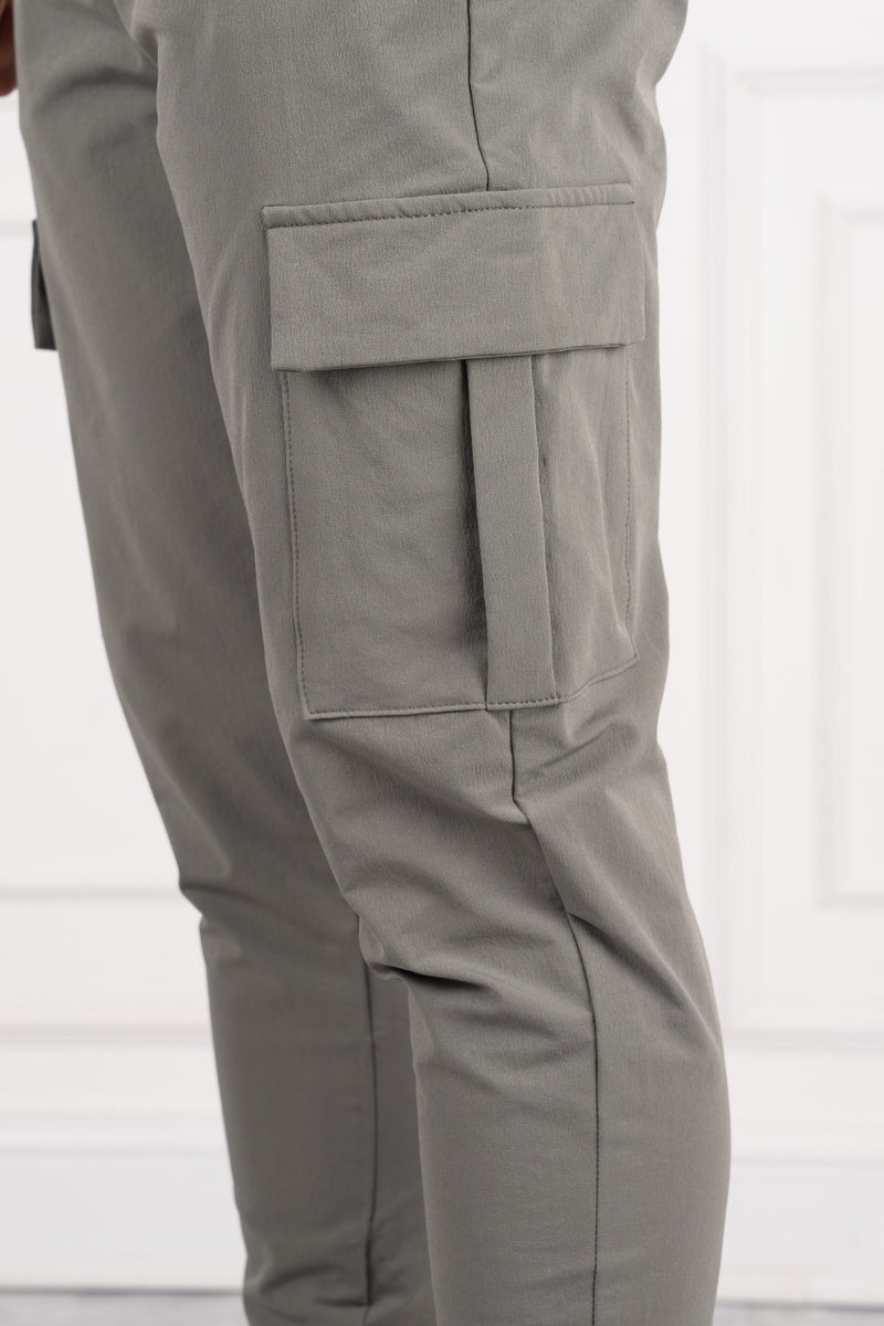 Premium Detail Cargo Jacket - Taupe