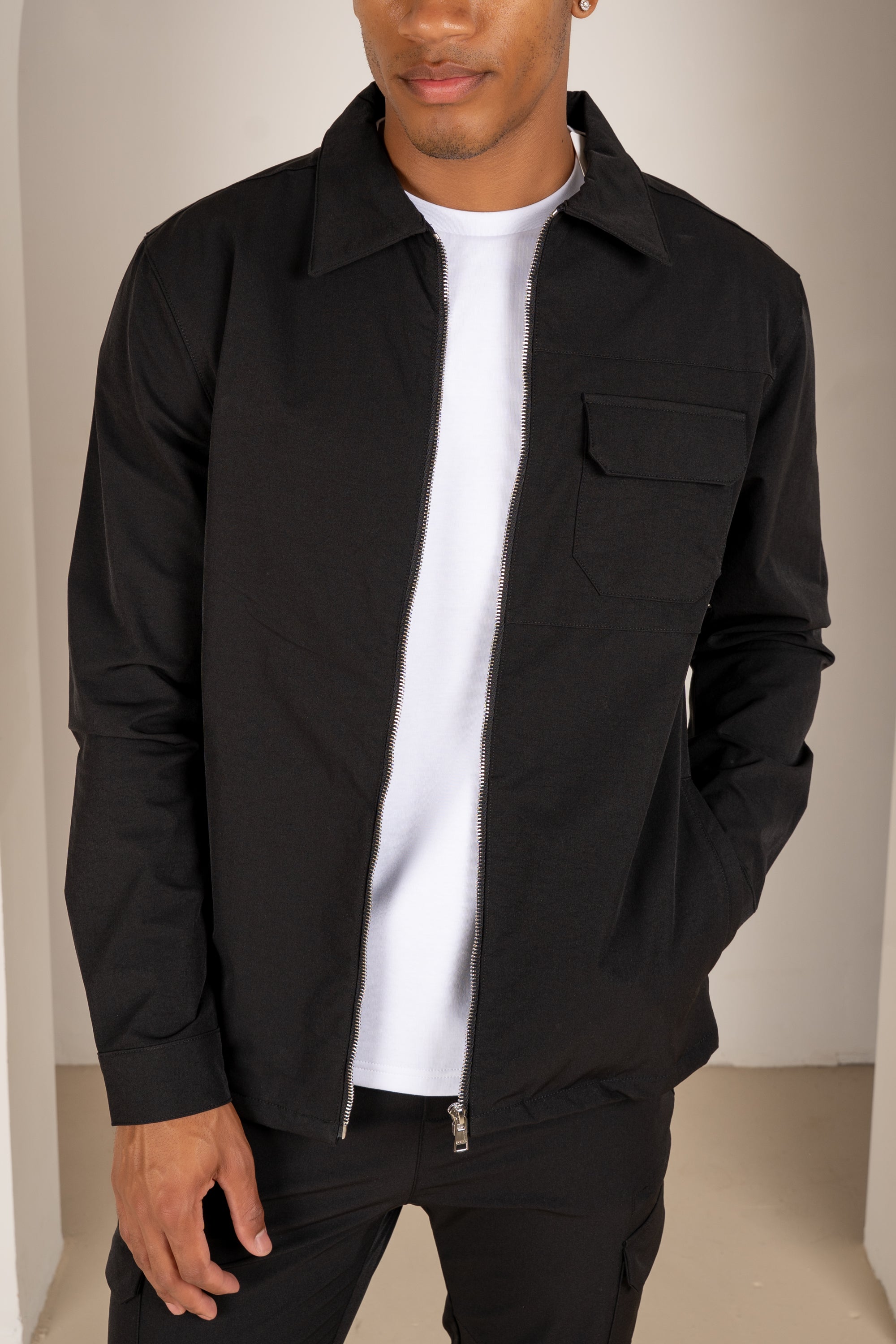 Premium Detail Cargo Jacket V2 - Black