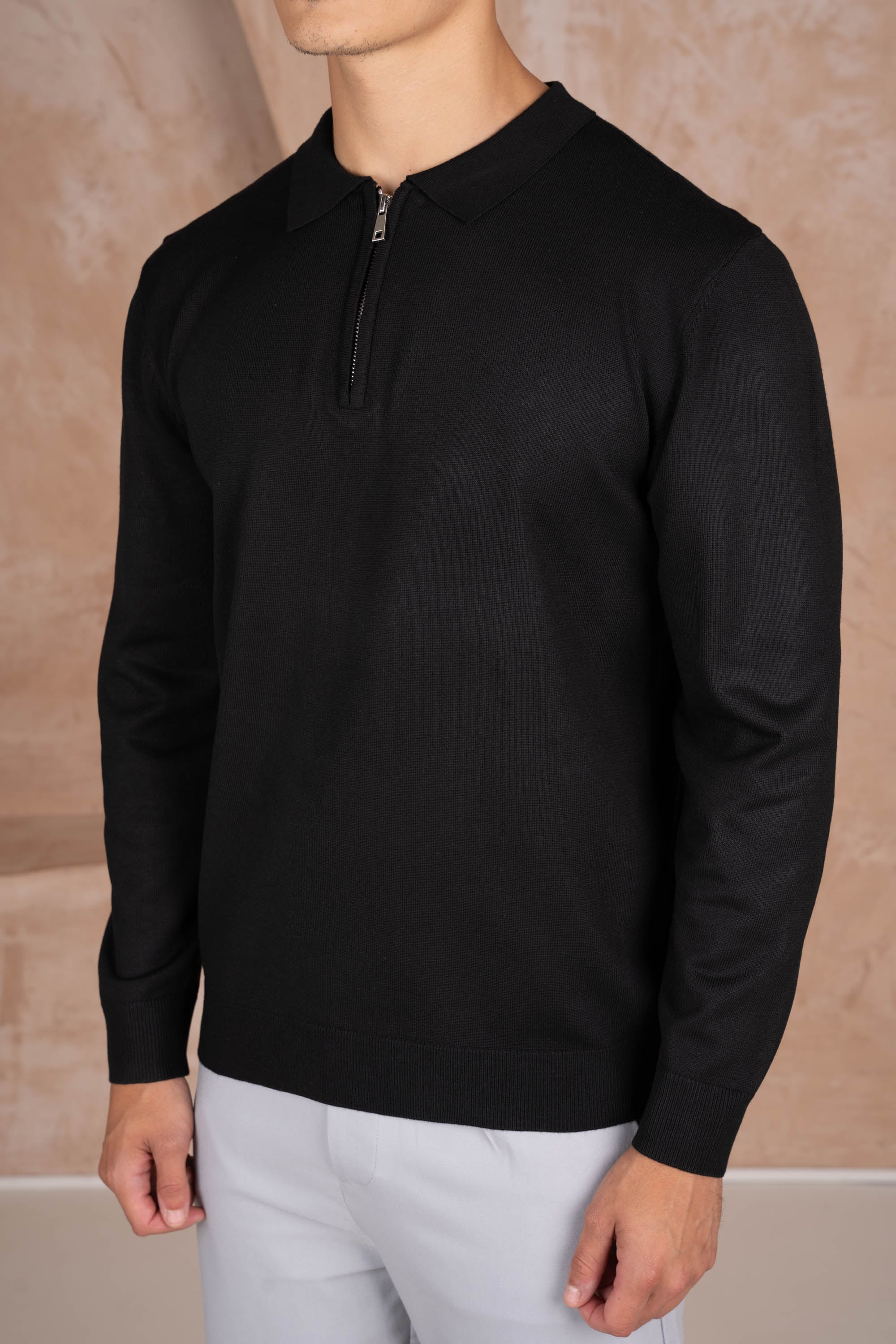 Premium Knitted Long Sleeve Zip Polo-Shirt - Black