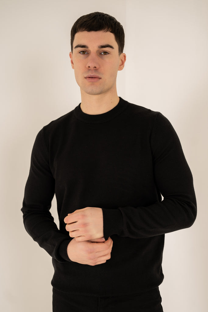 Ultra Fine Knit Crew Neck Jumper - Black