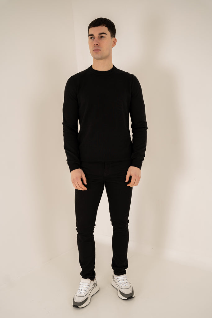 Ultra Fine Knit Crew Neck Jumper - Black