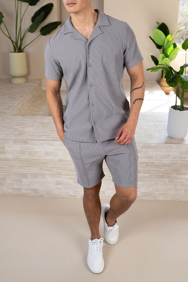 Pleated Slim Fit Shorts - Grey