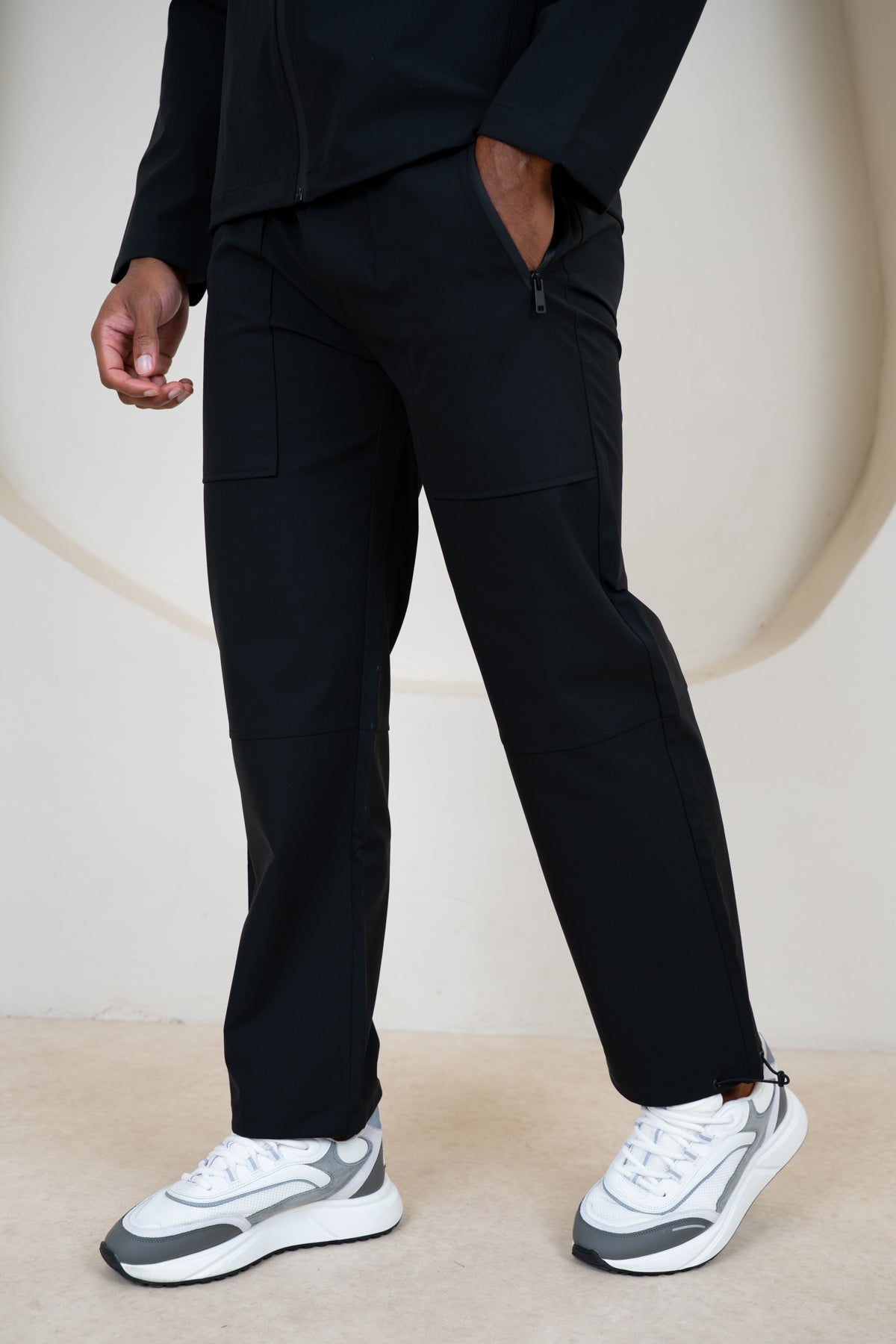 Pinnacle Brushed Technical Cargo Pant - Black