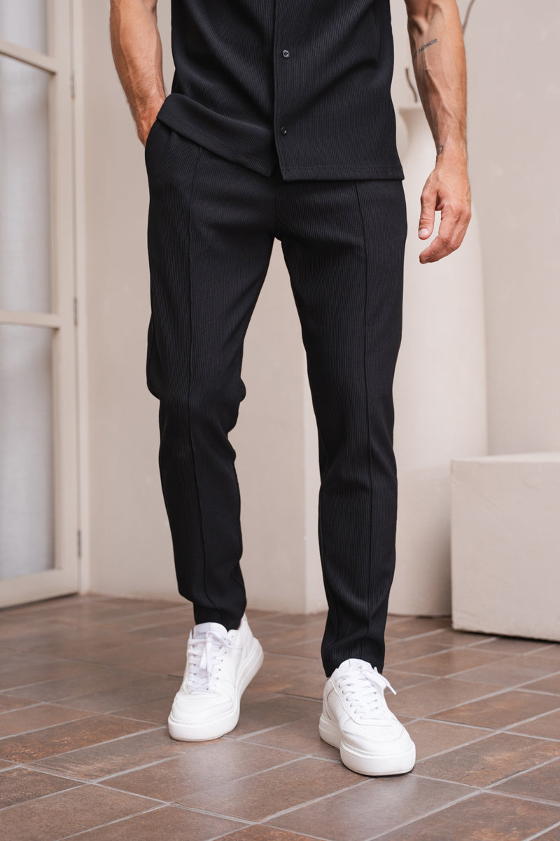Pleated Slim Fit Trouser - Black