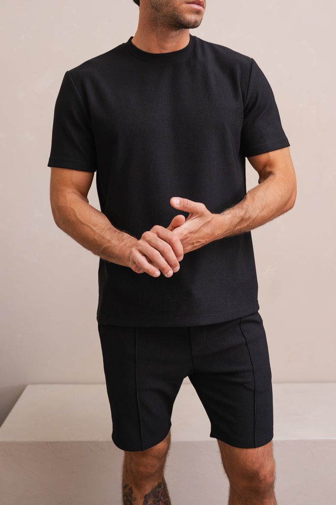 Pleated Slim Fit T-Shirt - Black