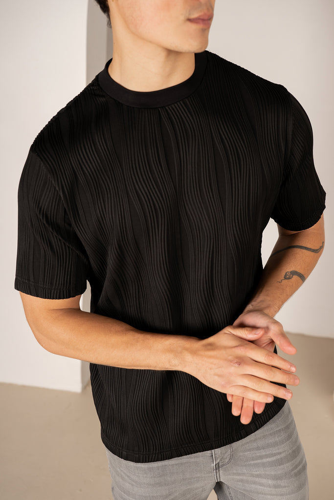 Ripple Texture Slim Fit T-Shirt - Black
